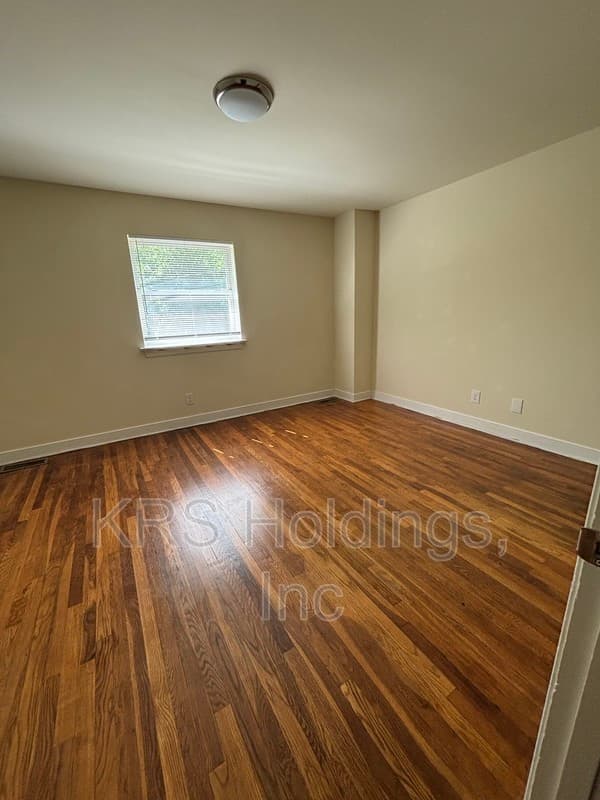 N Chesterfield Townhome: 5244 Goolsby Ct