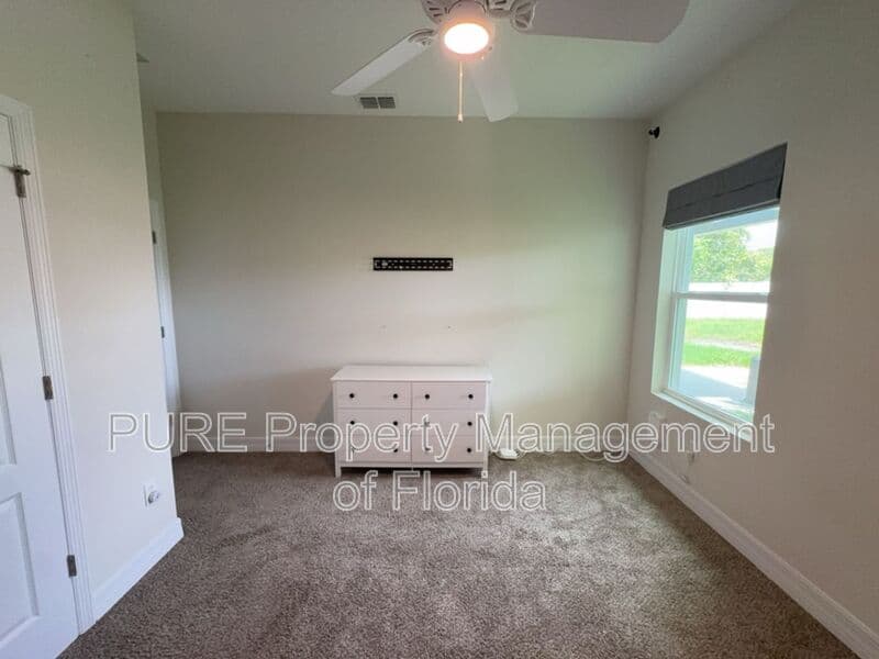 Ocala House: 13831 Sw 33rd Terr