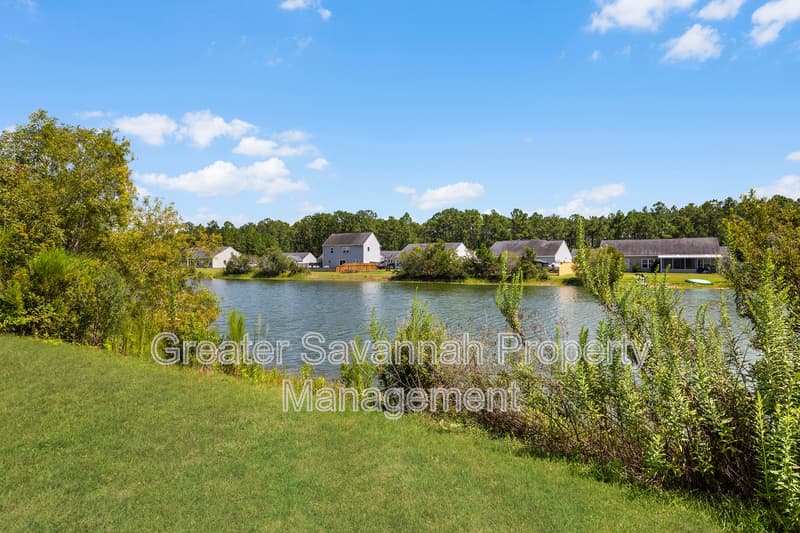 Guyton House: 109 Willow Drive