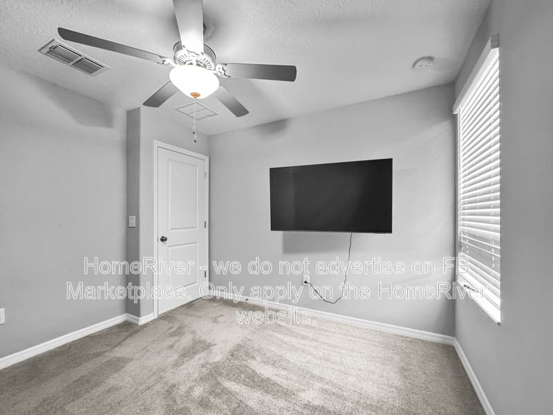 Ruskin House: 416 Royal Empress Dr