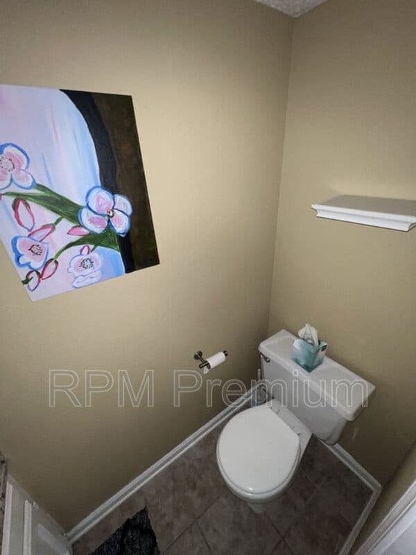 Baton Rouge Condo: 10062 Jefferson Hwy