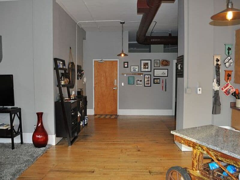 Milwaukee Condo: 108 W Wells St #2