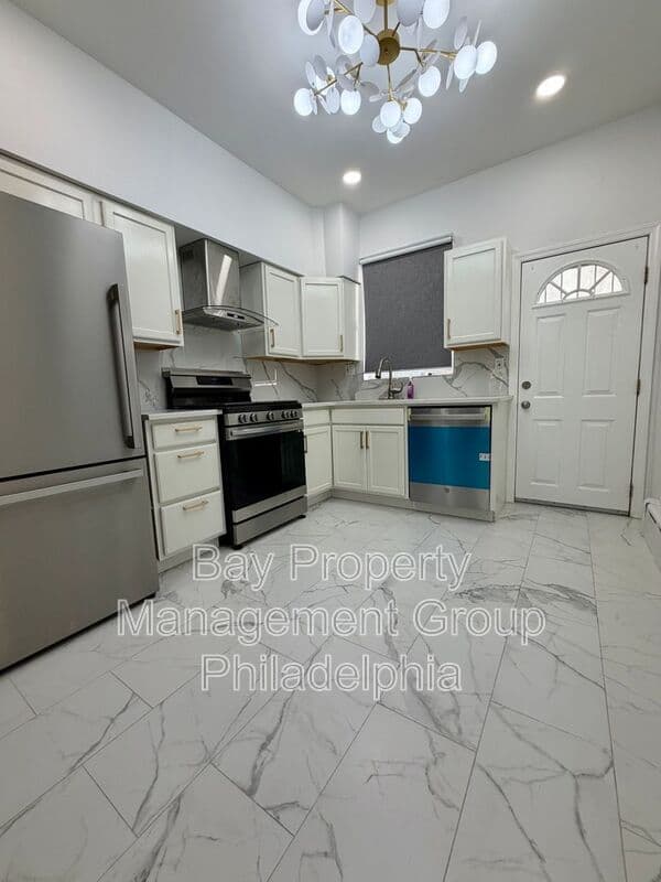 Philadelphia House: 2248 S Beechwood St