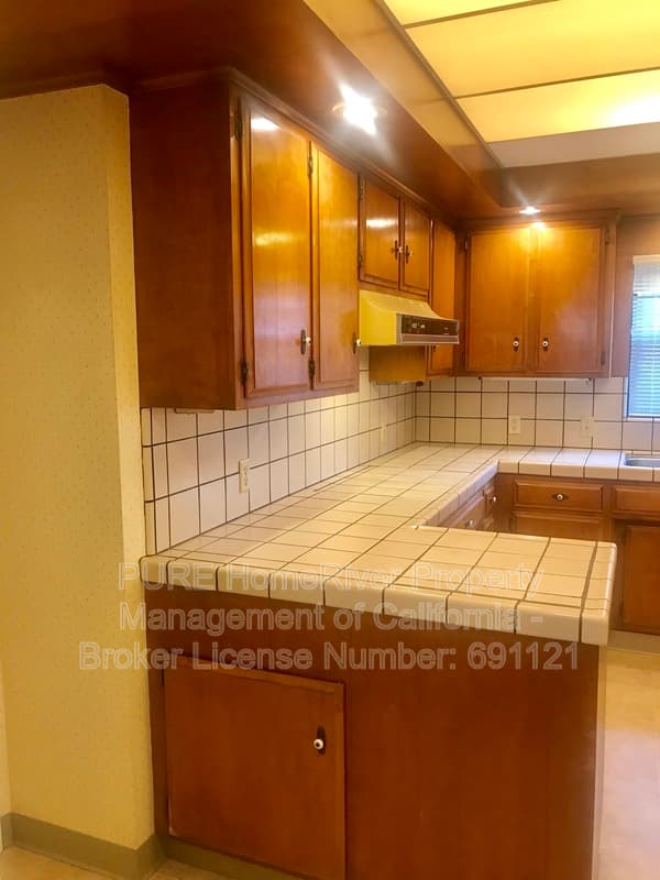 Sacramento House: 314 23rd St