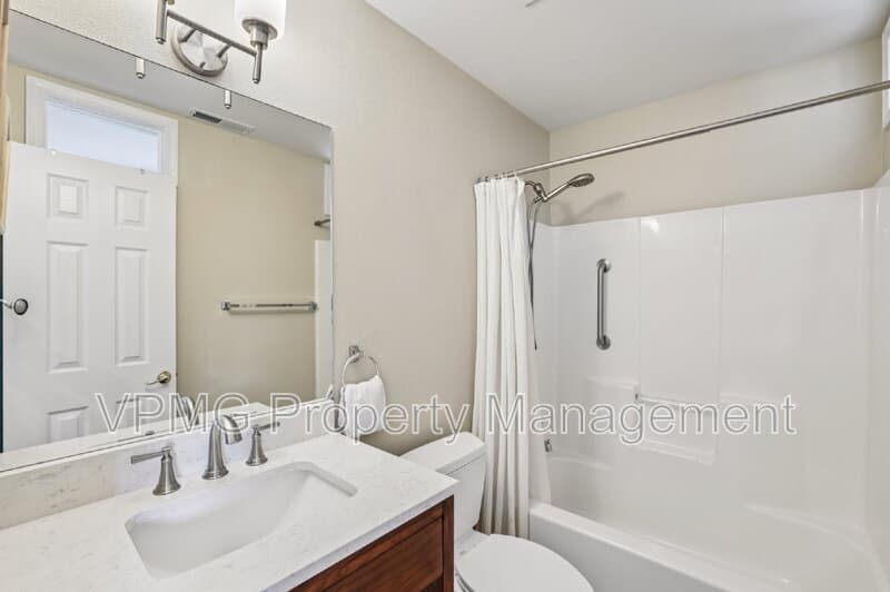 Vancouver Condo: 17146 SE 23rd Dr