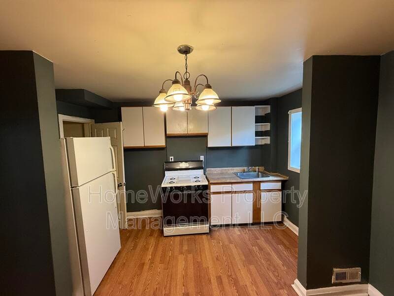 BALTIMORE Townhome: 3844 ELMLEY AVE