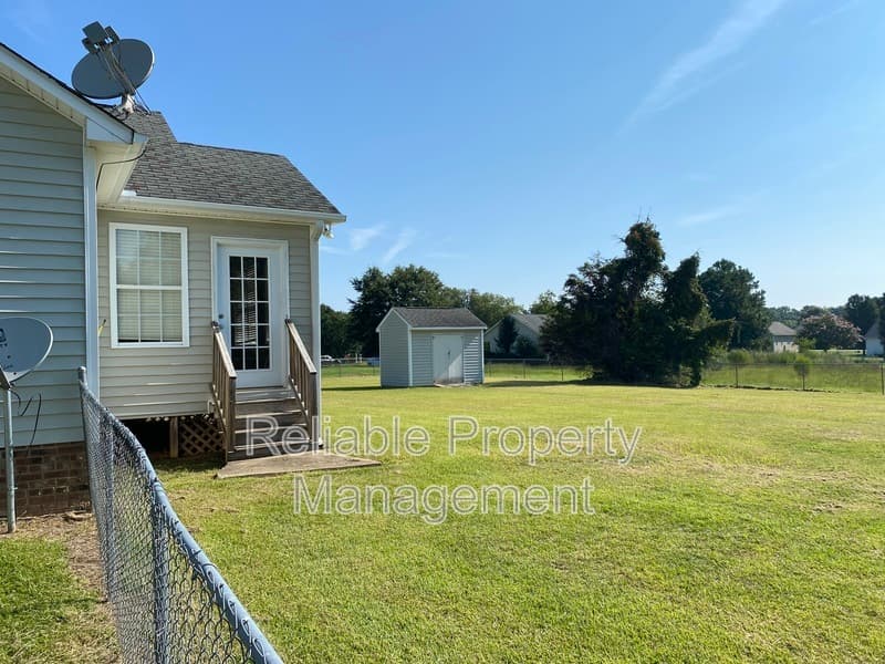 Willow Spring House: 31 Barley Ct