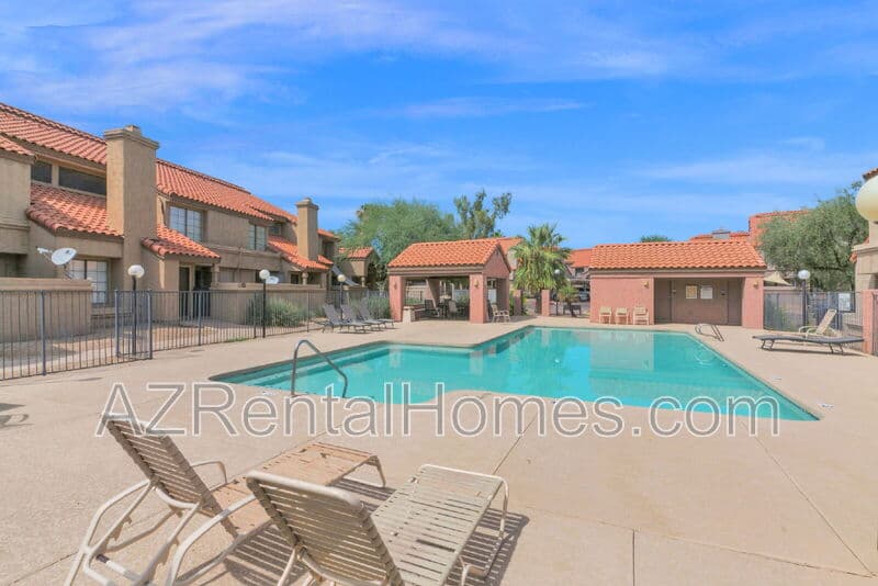 Tempe Condo: 819 N College Ave #I-121