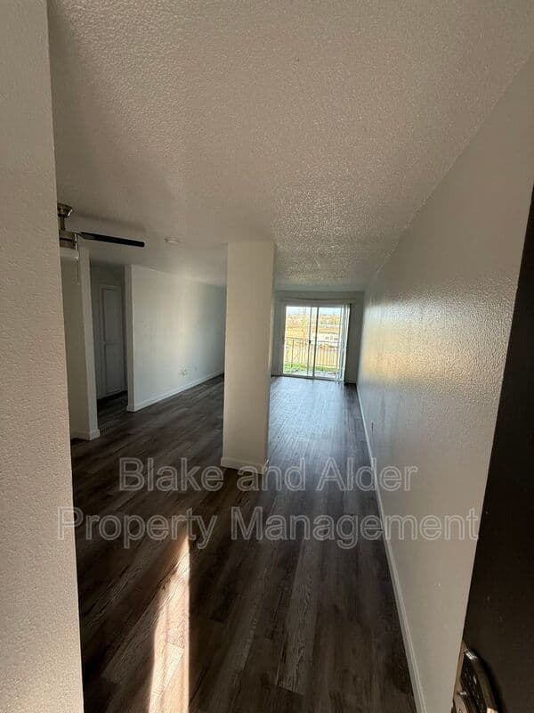 Portland House: 3889 NE 152nd Ave