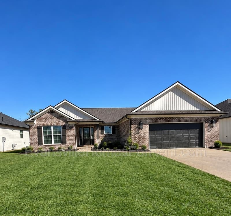 Evansville House: 12827 Halle Drive