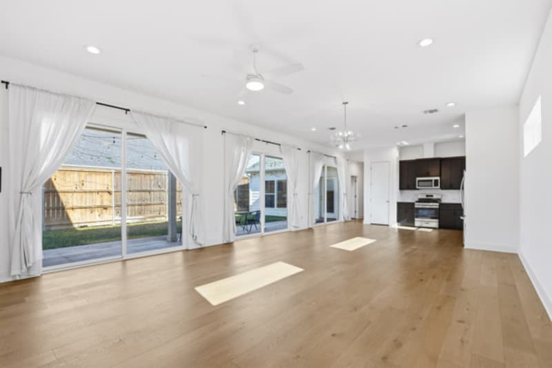 Fort Worth House: 2825 Townsend Drive