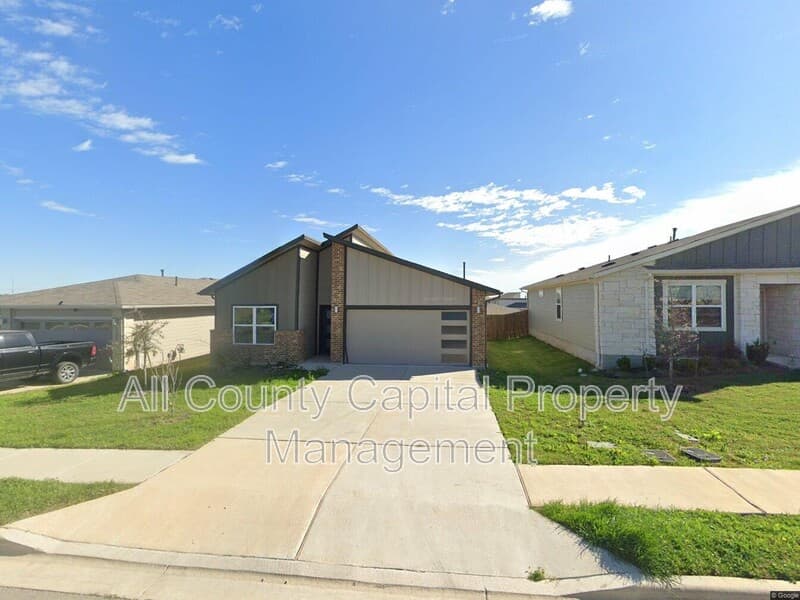 Austin House: 8204 City Top Blvd