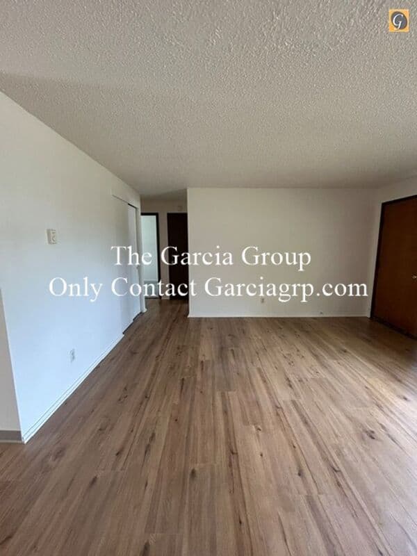 Gresham Condo: 480 SE Vista Ave.