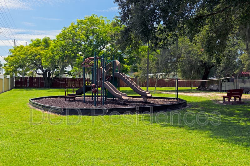 Lakeland Condo: 1017 Griffin Road