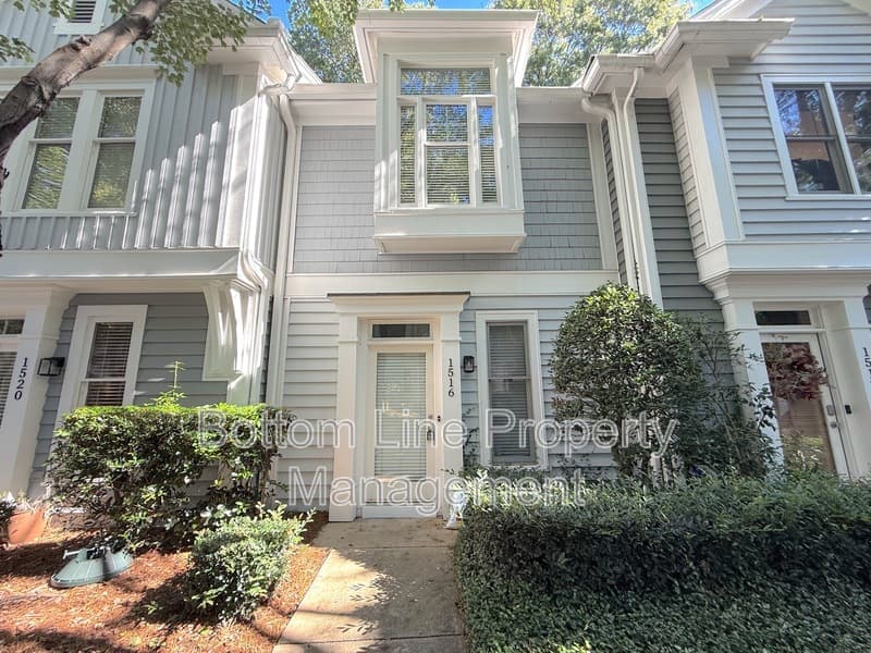 Charlotte Townhome: 1516 Cleveland Ave