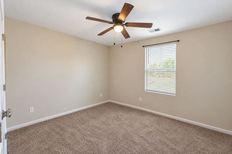Savannah House: 3 Cadre Circle