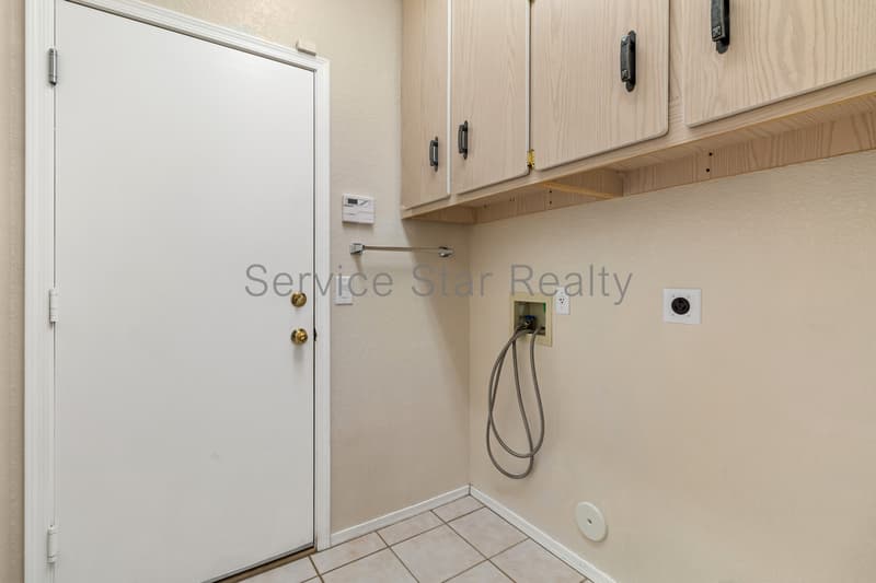 Phoenix House: 22223 N 22nd Way