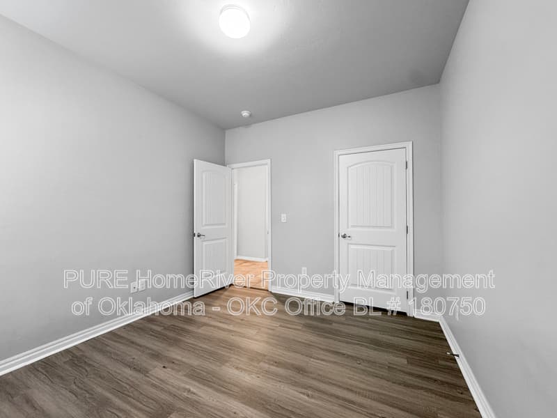 Piedmont House: 13737 The Brook Blvd