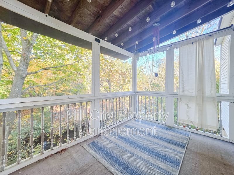 Bennington Condo: 30-32 Main Street - 30