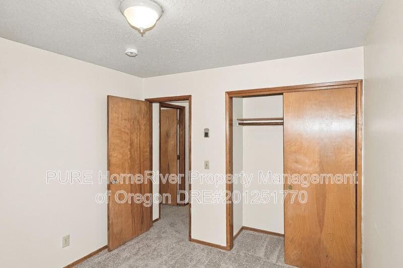 Portland Condo: 1129 SE 27th Ave.