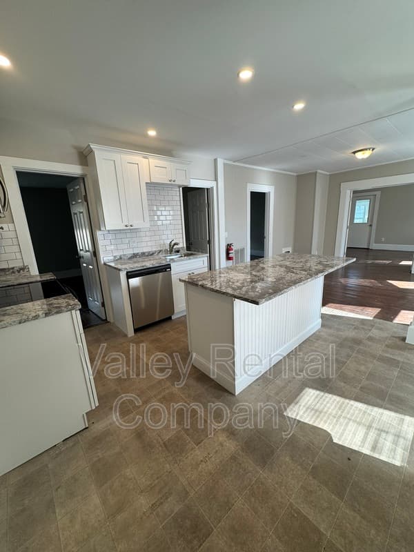 Northampton Condo: 20 Orchard Street - 2