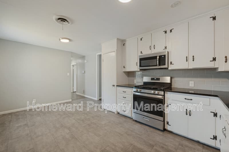 Haltom City House: 5301 Stanley Keller Road