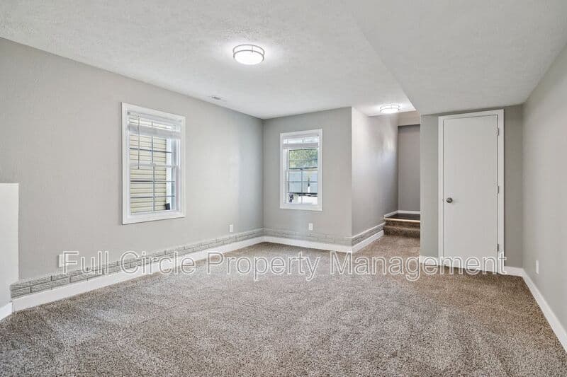 Lincoln House: 2720 N 1st St