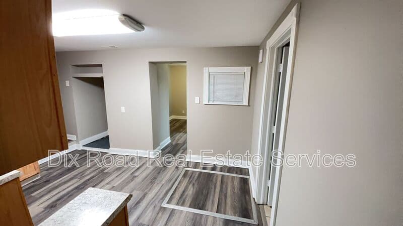 Hamilton House: 1408 Western Avenue