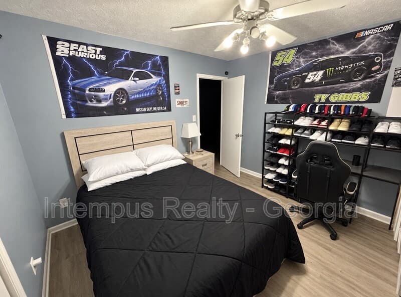 Snellville House: 2830 Shiloh Way