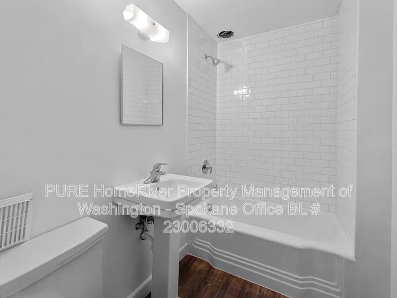 Spokane House: 634 E 23rd Ave