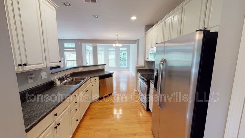 Greenville Townhome: 106 Heavenly Way