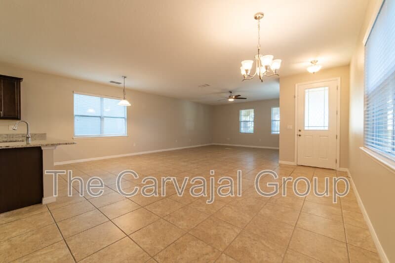 Windermere House: 13762 Summer Harbor Court