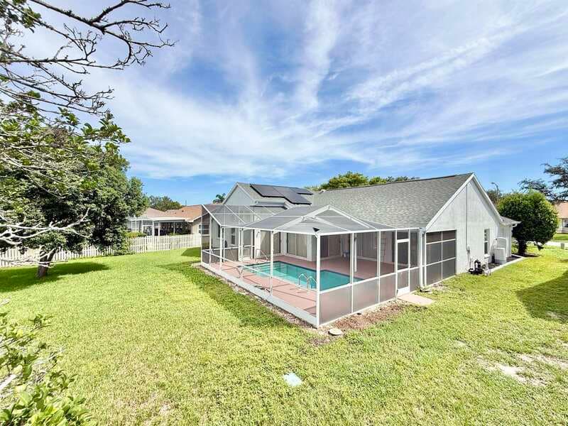 Spring Hill House: 1347 Overland Drive