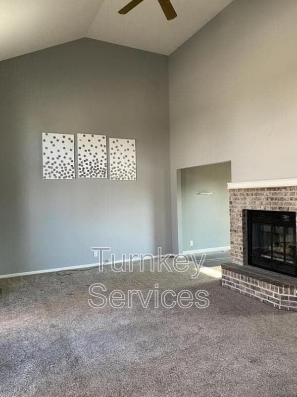 Omaha House: 15423 Stony Brook Blvd