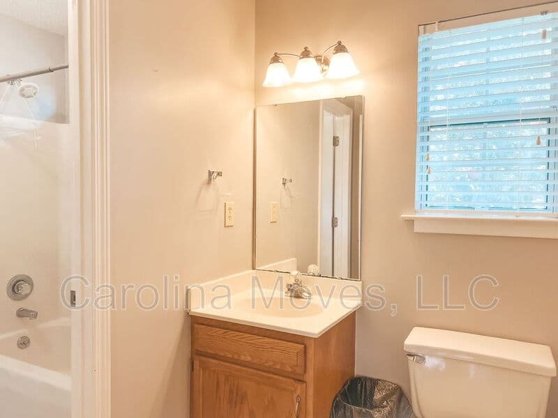 Simpsonville House: 103 Clear Lake Drive