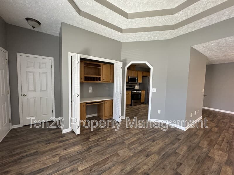 Columbus House: 7124 Vinings Court