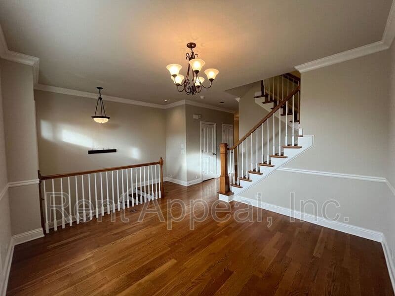 Alpharetta House: 4863 Carre Way
