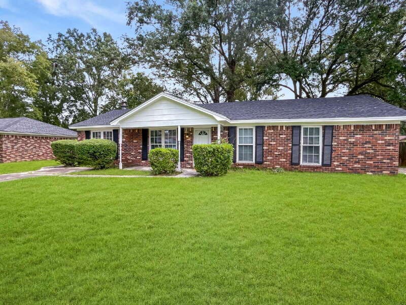 Pooler House: 1224 Crawford Way