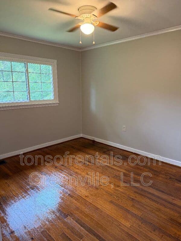 Spartanburg Condo: 793 Hillview Street
