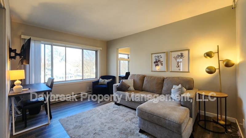 Fargo Condo: 1258 10th St. North - 204 (F)