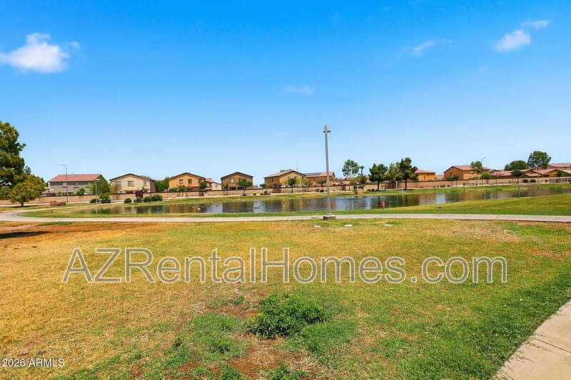 Laveen House: 6308 South 69th Glen