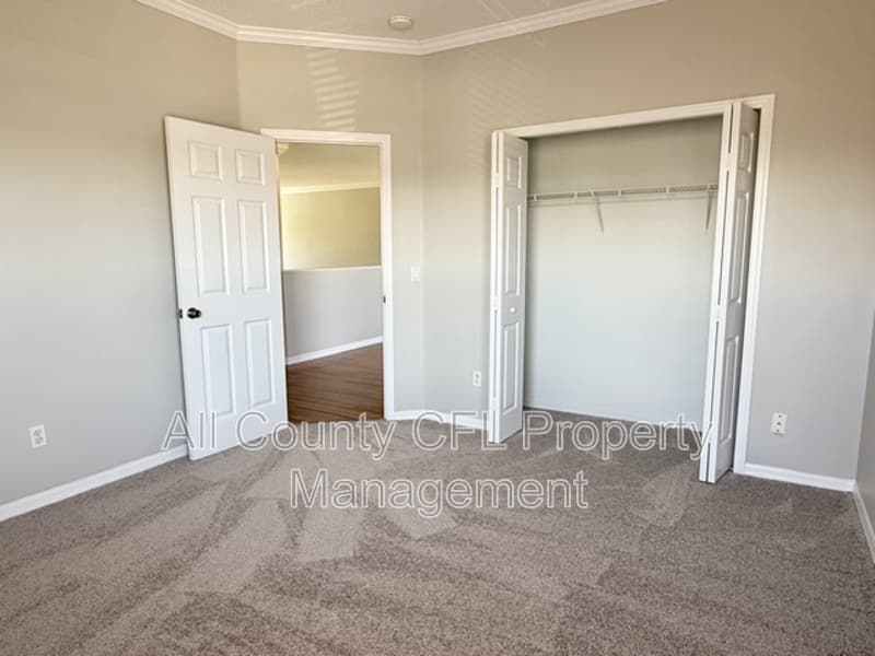 Kissimmee House: 2300 The Oaks Blvd