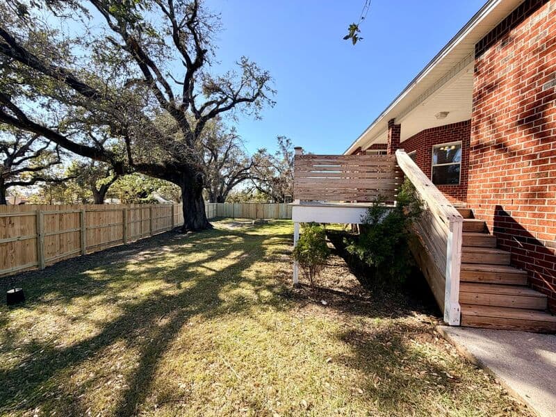 Pace House: 4607 Carmel Cir