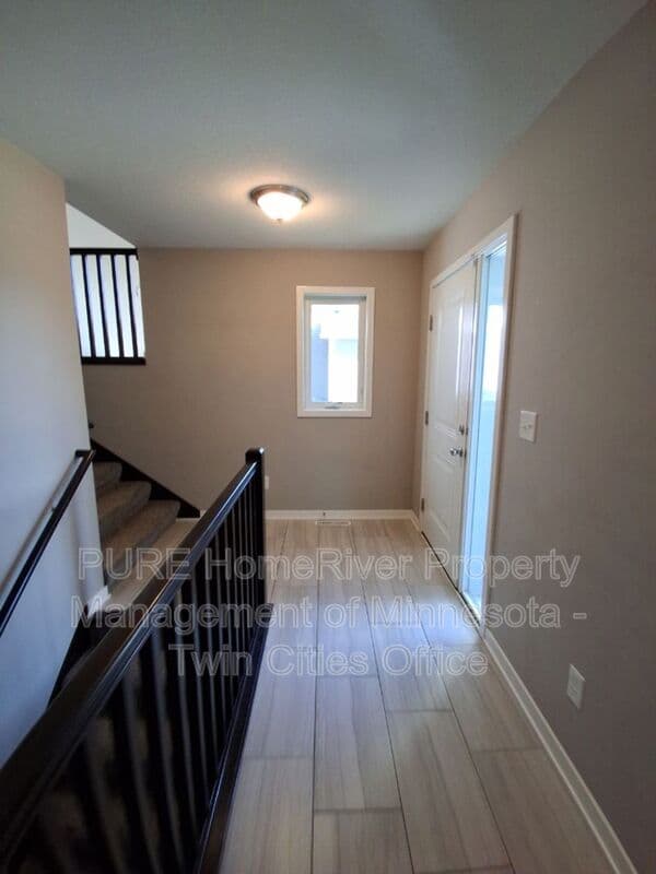 Rochester House: 3453 Ridgeline Dr SE