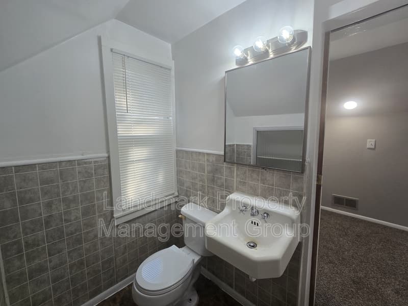 Detroit House: 11284 McKinney Street