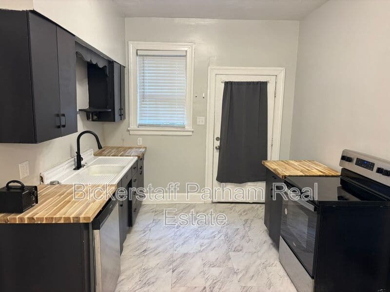 Columbus Condo: 1219 Eberhart Avenue