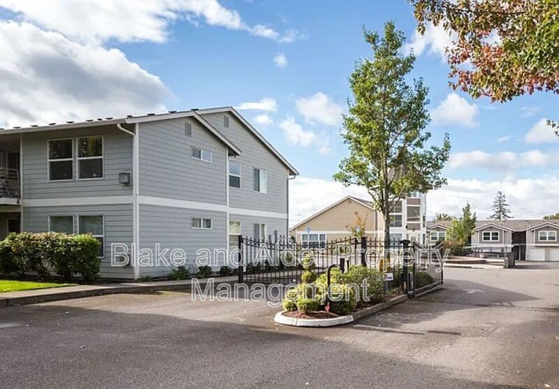 Portland House: 15076 NW Central Dr