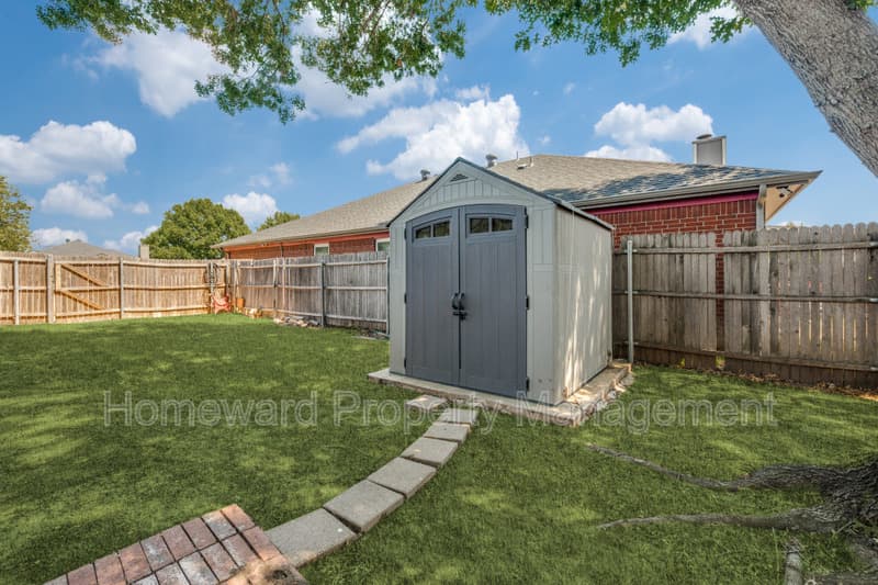 Fort Worth House: 3625 Garden Springs Drive