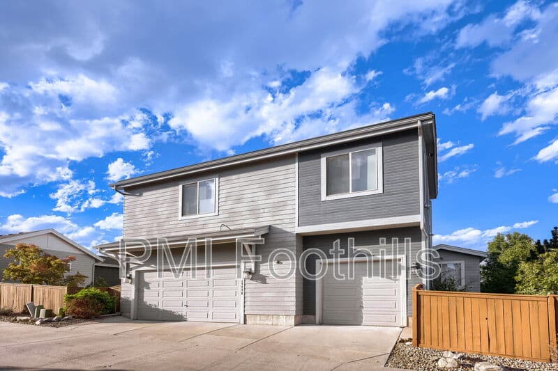 Arvada House: 15478 W 95th Ave