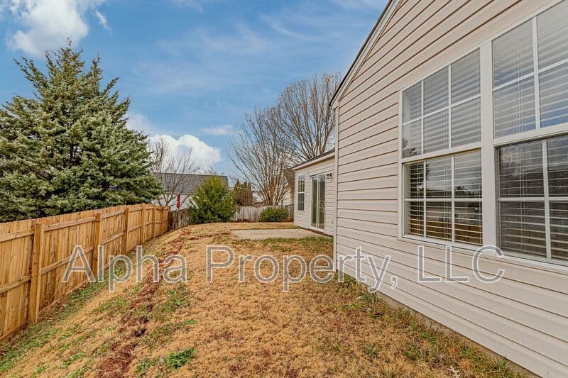 Simpsonville House: 4 Buzzell Ct
